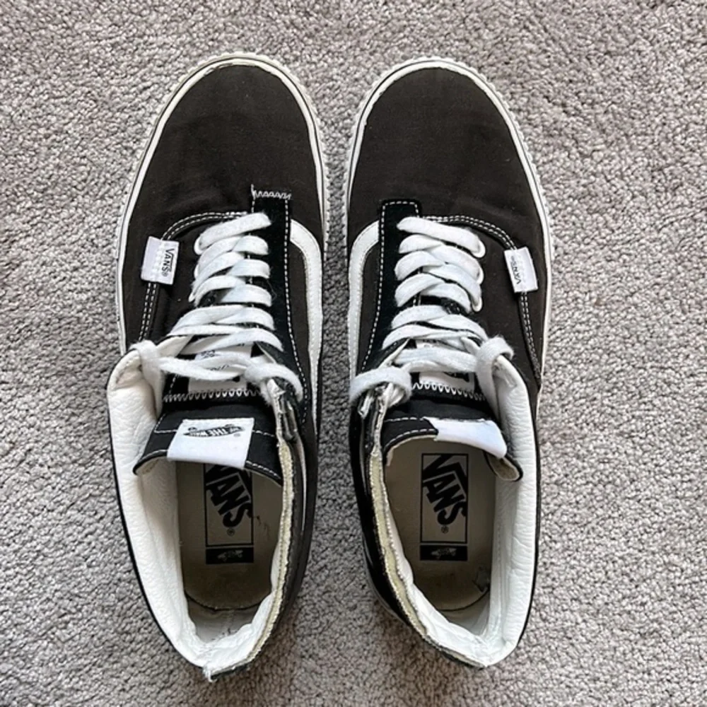 Vans Skate Half Cab Black & White Skate Shoes Size 9